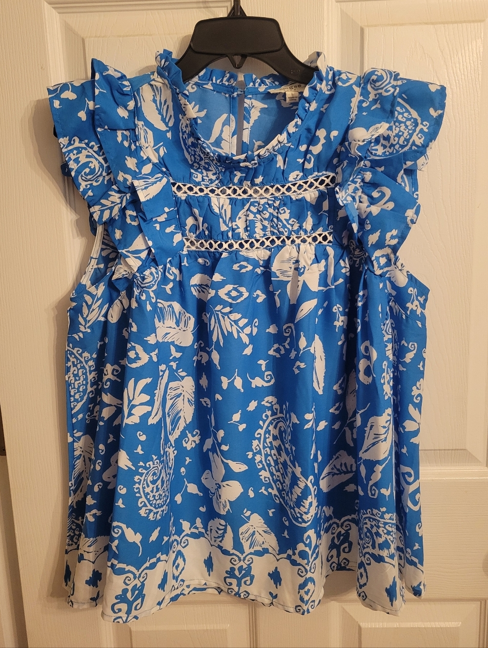 Umgee Blue and White Floral Ruffle Blouse